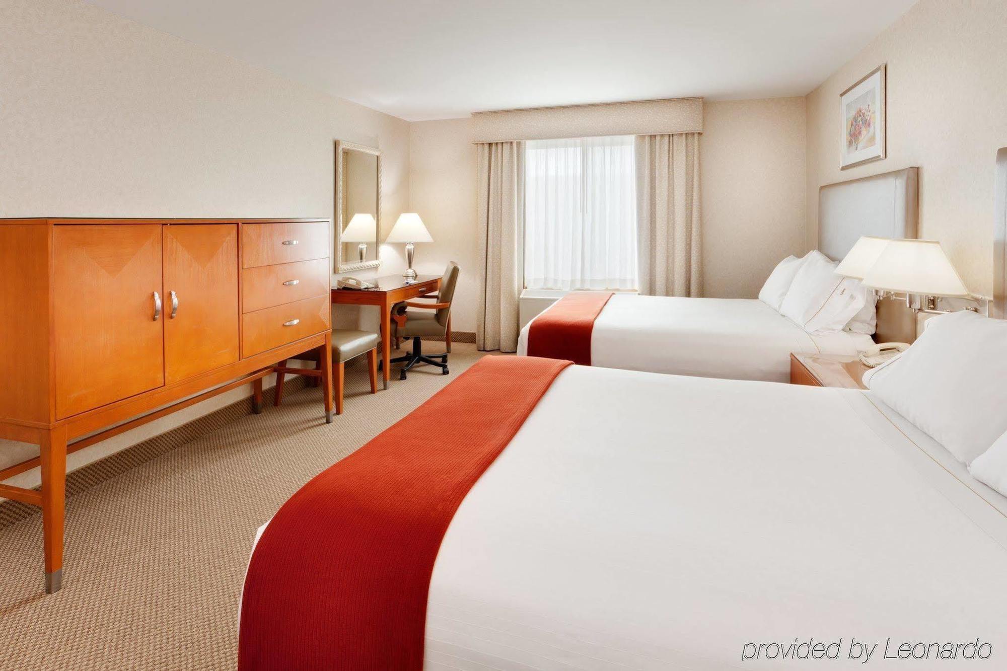 Holiday Inn Express Hotel & Suites Warwick-Providence Airport By Ihg Habitación foto