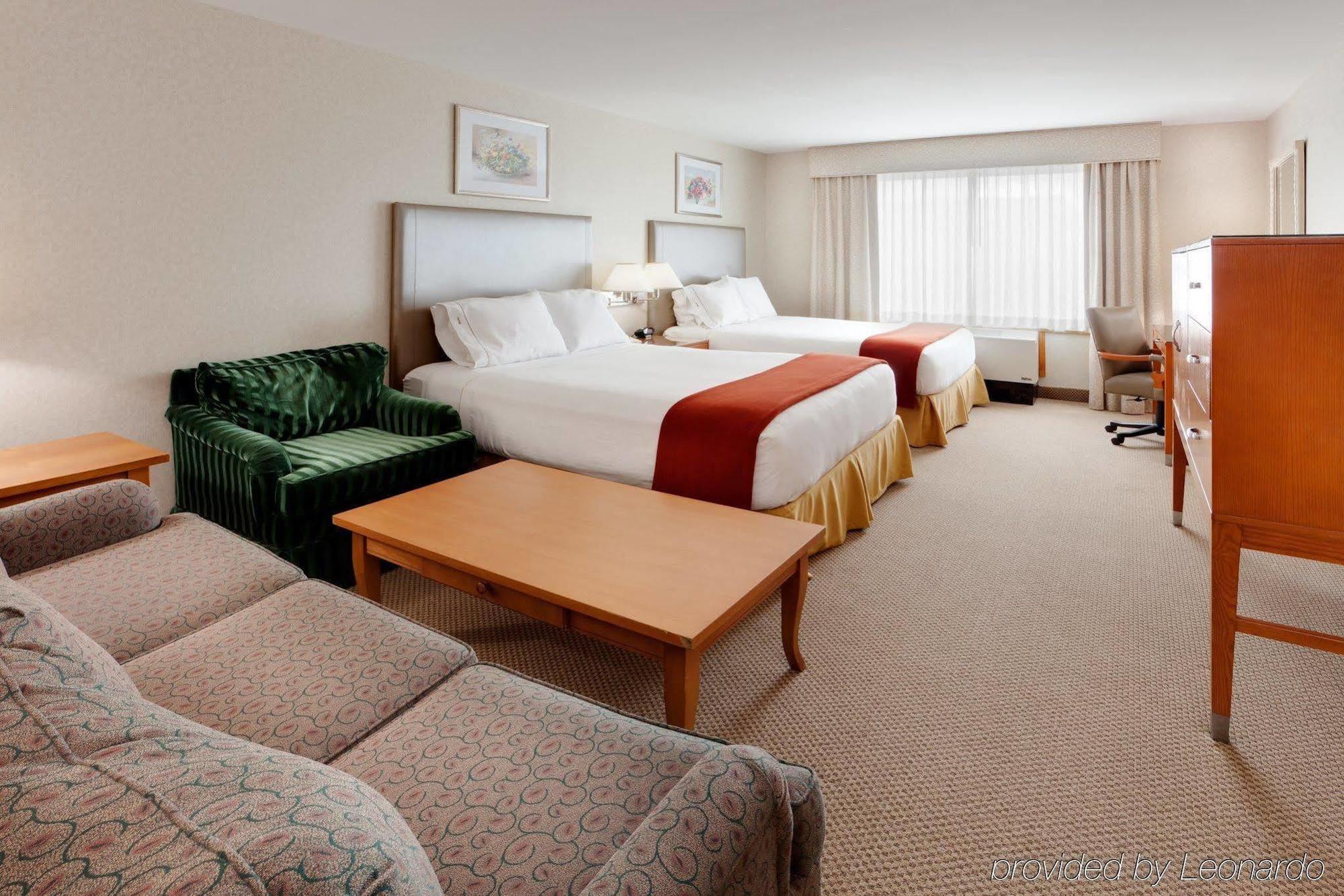 Holiday Inn Express Hotel & Suites Warwick-Providence Airport By Ihg Exterior foto