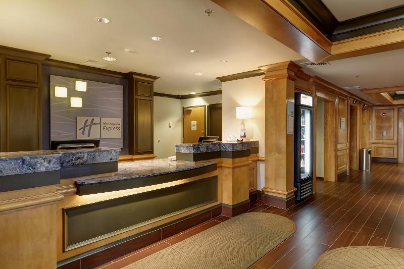 Holiday Inn Express Hotel & Suites Warwick-Providence Airport By Ihg Exterior foto